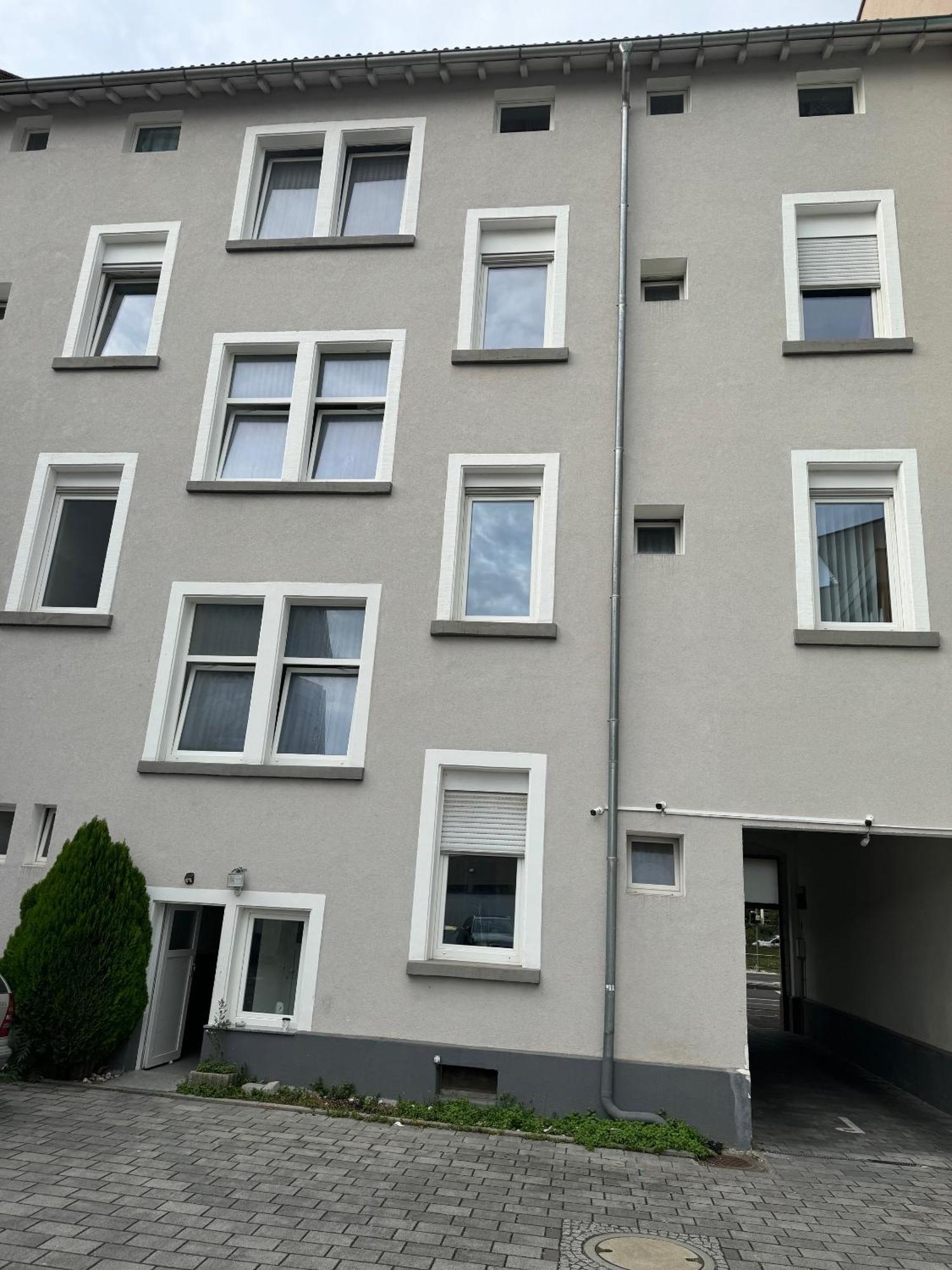 Zentrale 3 Zimmerwohnung Mit Kostenlosem Stellplatz Apartment *