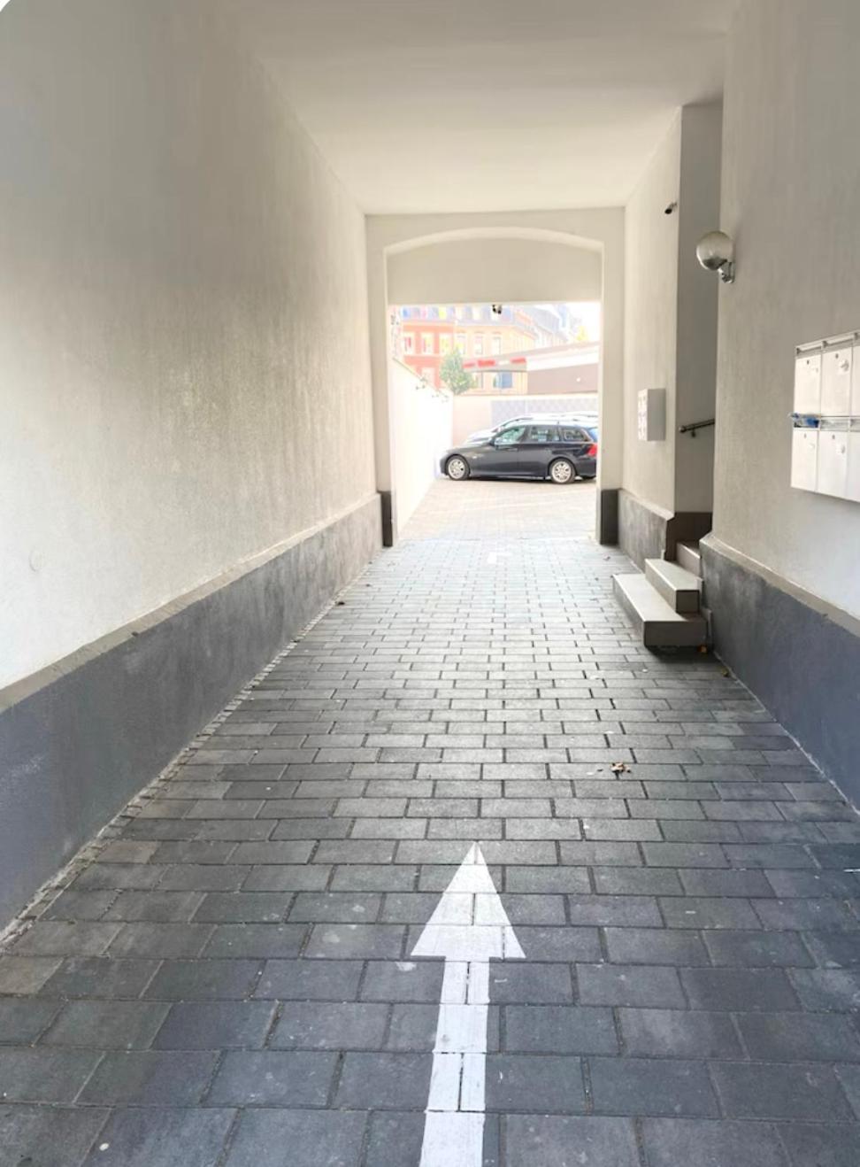 Zentrale 3 Zimmerwohnung Mit Kostenlosem Stellplatz Heidelberg